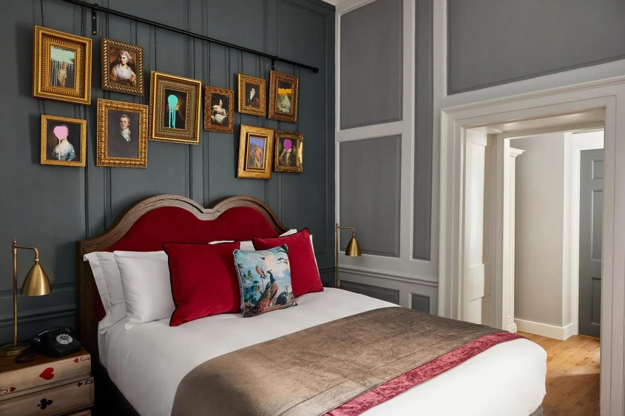 Premium Room